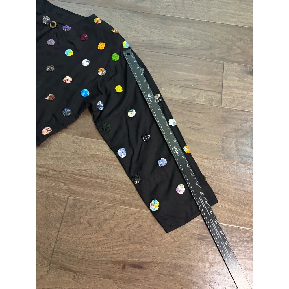 Nativewear Designs Wearable Art Jacket Medium Black Yo-Yo Applique Metal Buttons - Picture 5 of 6